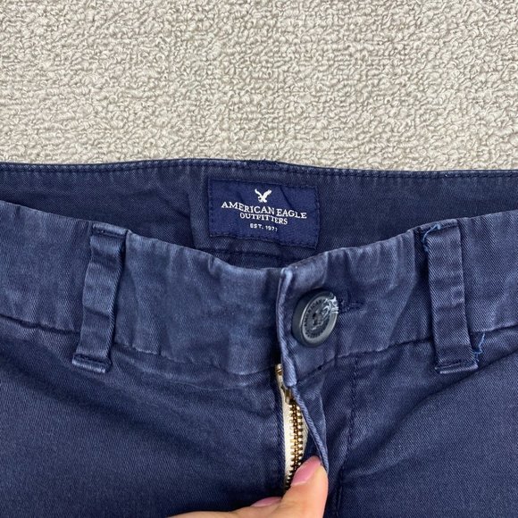 American Eagle Outfitters Midi Twill Short Womens Size 00 Stretch Dark Wash Navy - Picture 2 of 10